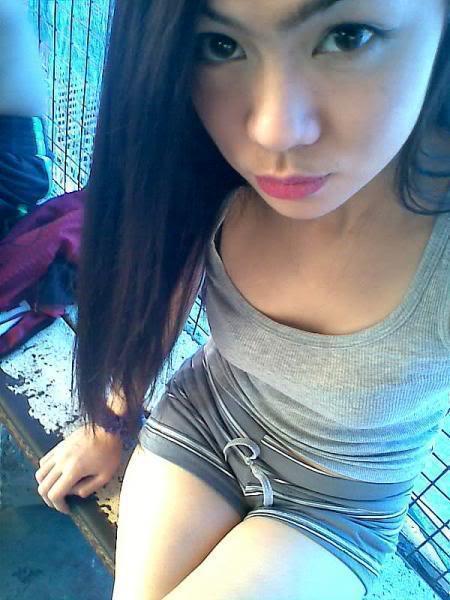 Download this Hot Pinay picture