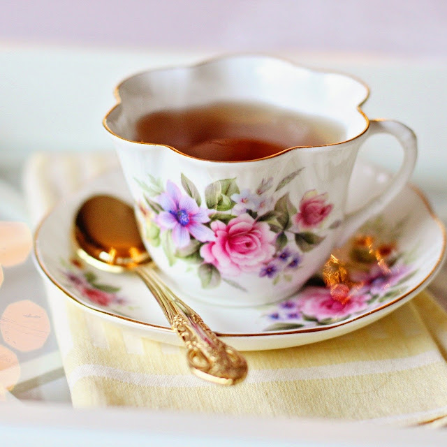 vintage cottage teacup