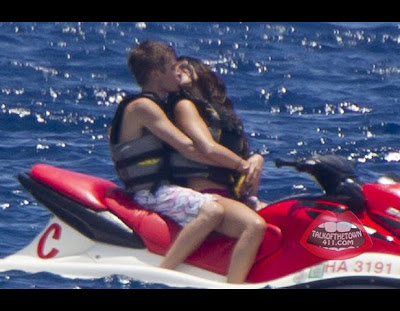 selena gomez and justin bieber hawaii vacation. Justin Bieber amp; Selena Gomez