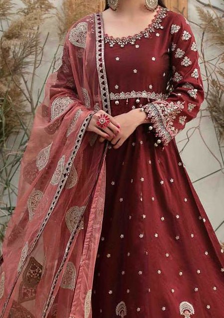 <img src="deshibesh.com" alt="Pakistani Suit Collection">