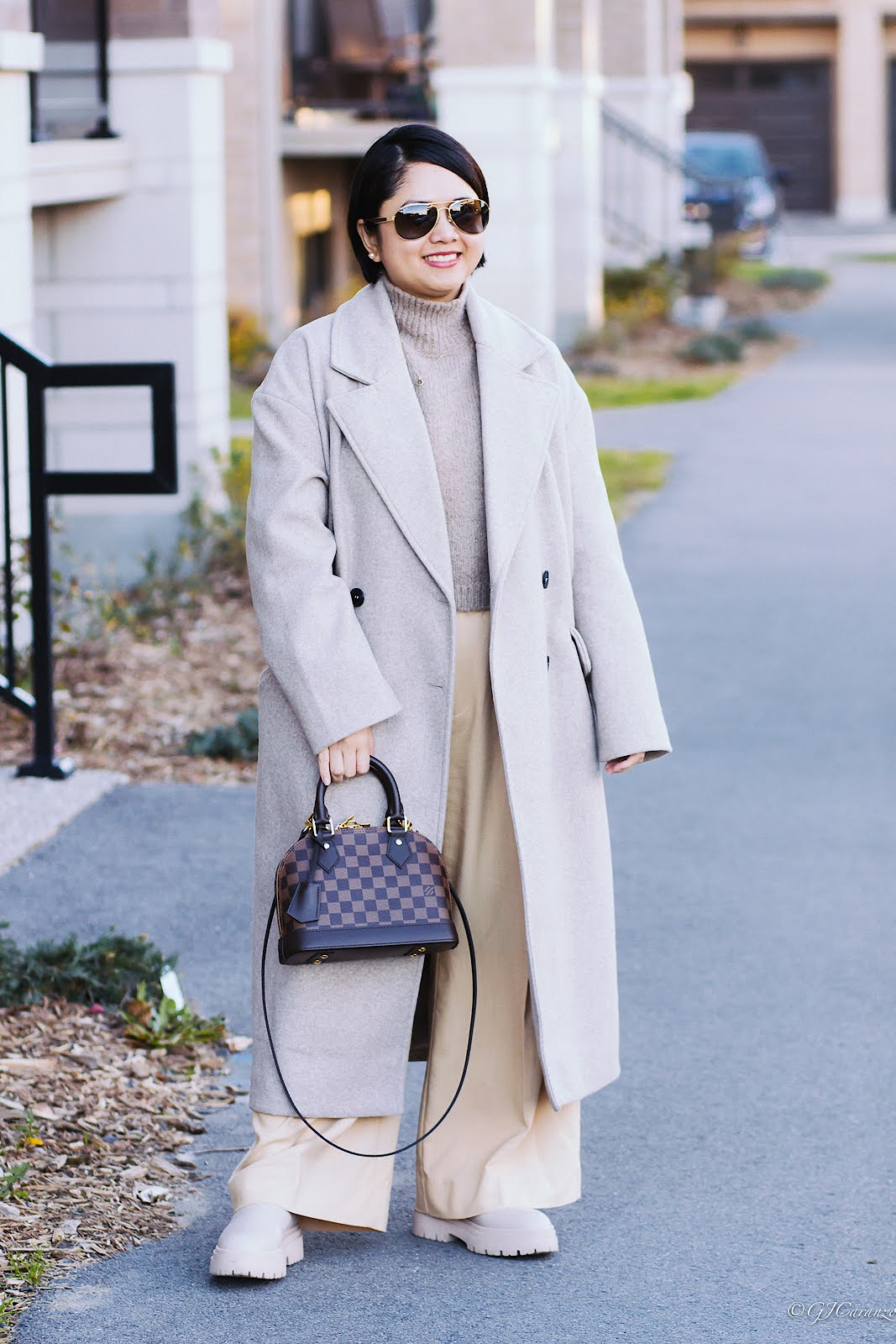 Zara Long Beige Coat | Zara Wide Leg Pants | RayBan Sunglasses | Louis Vuitton Alma BB | Zara Boots | Zara Knit Top | Fall Fashion | Petite Outfit