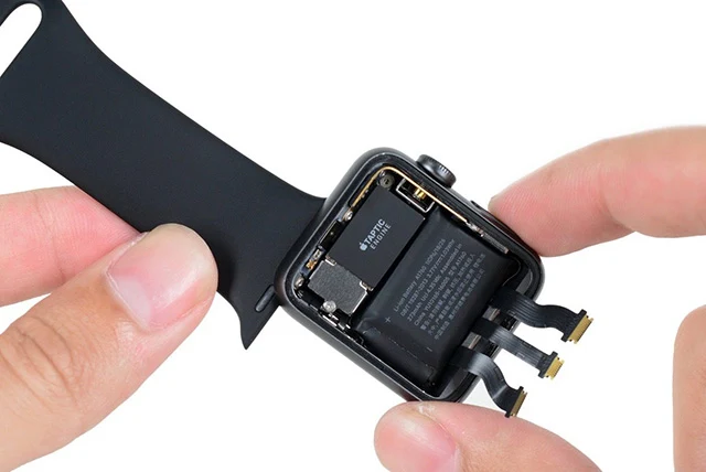 apple-watch-s2-swollen-battery-service-policy