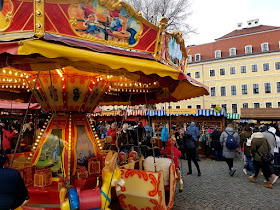 Striezelmarkt -Drezno - Jarmark Struclowy - jarmark świąteczny - jarmark bożonarodzeniowy - Święto Strucli - Stollenfest - podróże z dzieckiem - blog parentingowy