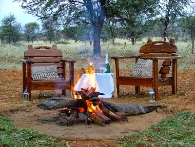 http://www.namibiareservations.com/sanduene_lodge.html