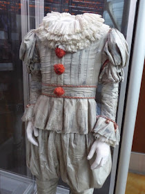 Pennywise IT movie costume