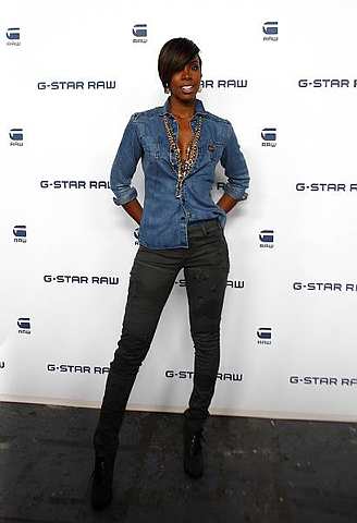 Singer Kelly Rowland arrives at the GStar Spring Summer 2011 collection