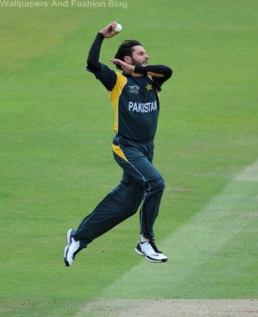 Boom boom afridi handsome pics  hot afridi wallpapers  shahid khan afridi pakistan posters and sixes