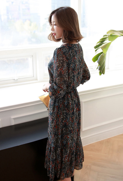  Floral Elastic Waist Midi Dress