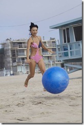 Bai-Ling-Sexy-Bikini-Photoshoot-At-A-LA-Beach-12