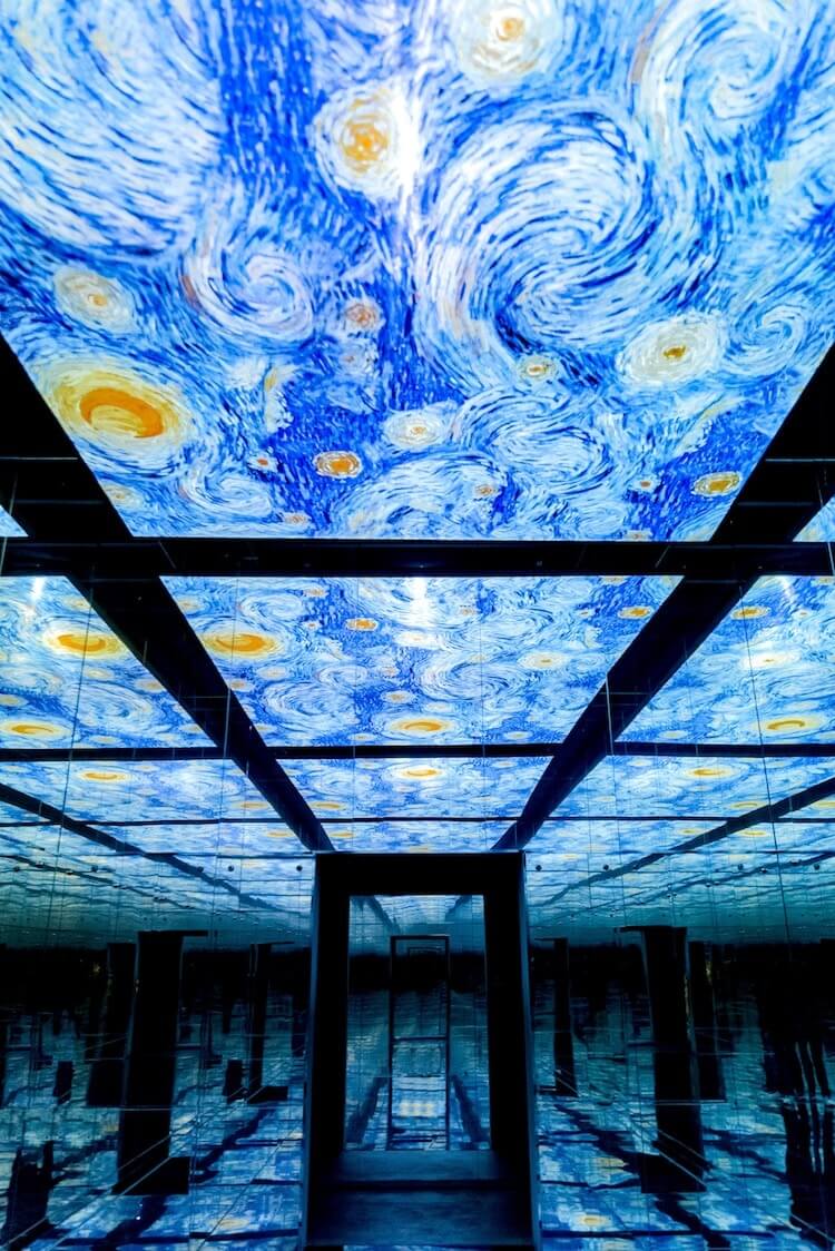 People Can Literally Step Inside Van Gogh’s Paintings Thanks To This Incredible Exhibit