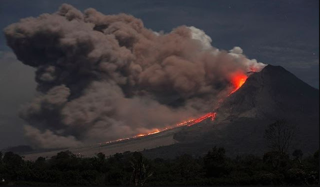 letusan dahsyat gunung berapi