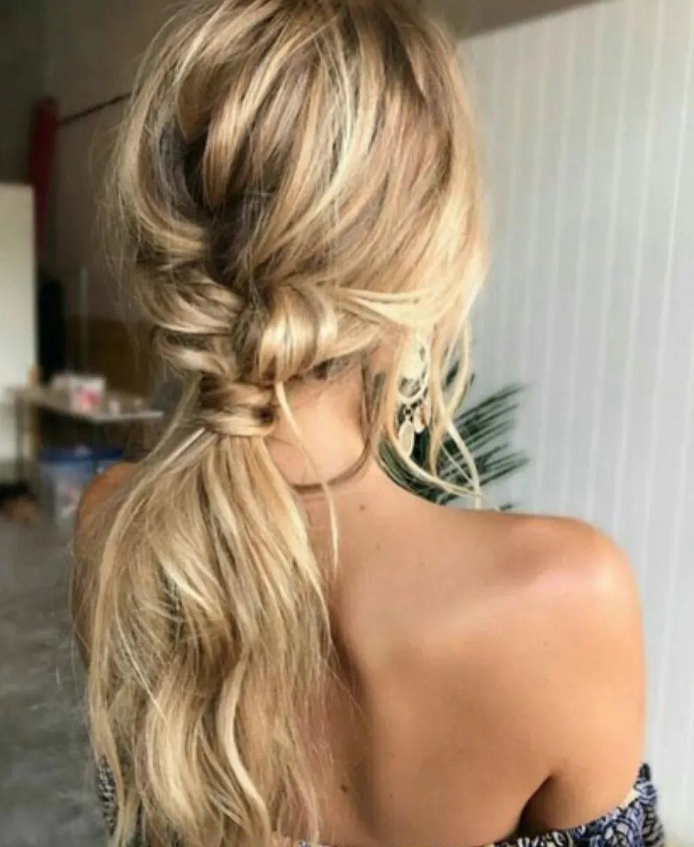 messy ponytail hairstyles