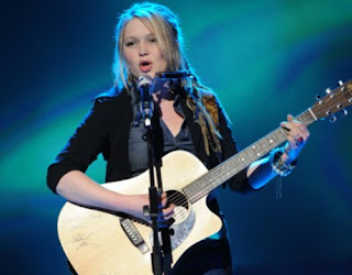  Crystal Bowersox 