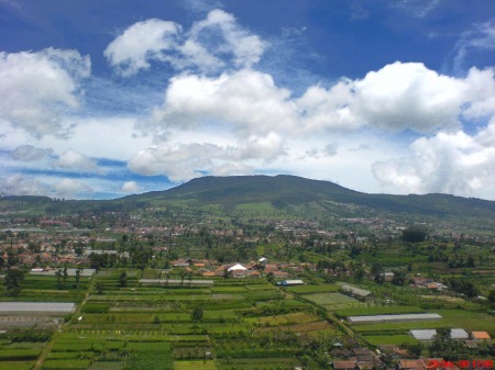 Rekaekok: pesona tangkuban perahu