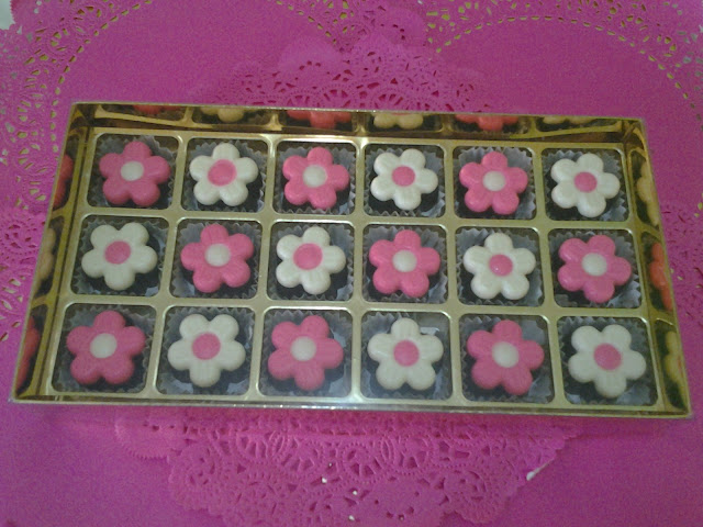 coklat bunga sakura