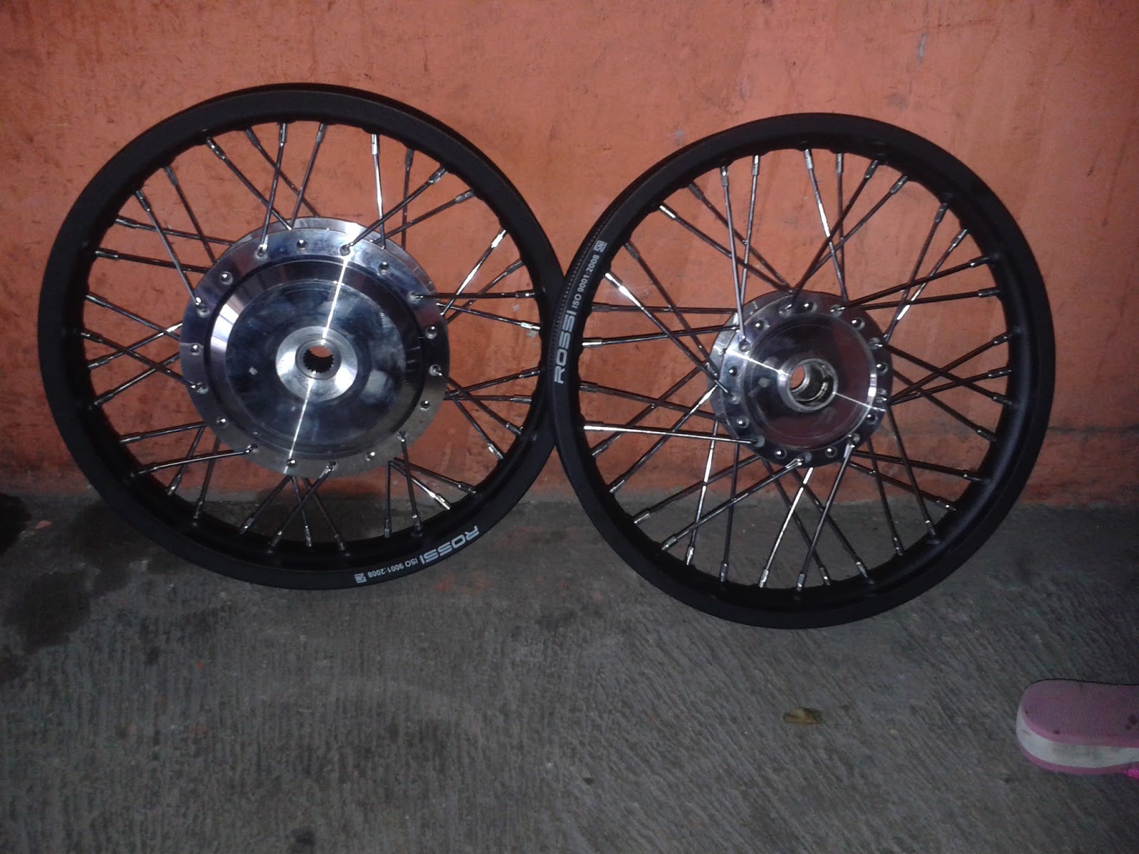  Velg Rossi Ungu ring 17 Velg Motor Murah