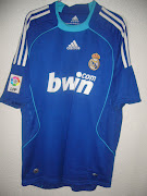 2ª Camiseta Real Madrid 20082009. 23 Van der Vaart.