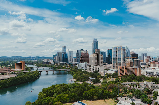 A picture of downtown Austin, Texas