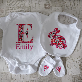 No Sew Fabric Applique  with Flock HTV Edging Onesie, Bib and Mitten Set