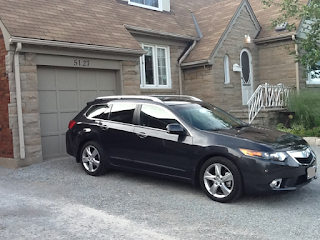 TSX Wagon in a driveway