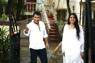 Kollywood Hero suriya, simran, sameera reddy and divya in Varanam Aayiram Movie - Photo Stills