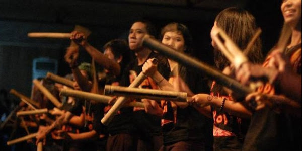 Kerangka Simbol dalam Musik Dayak Kanayatn