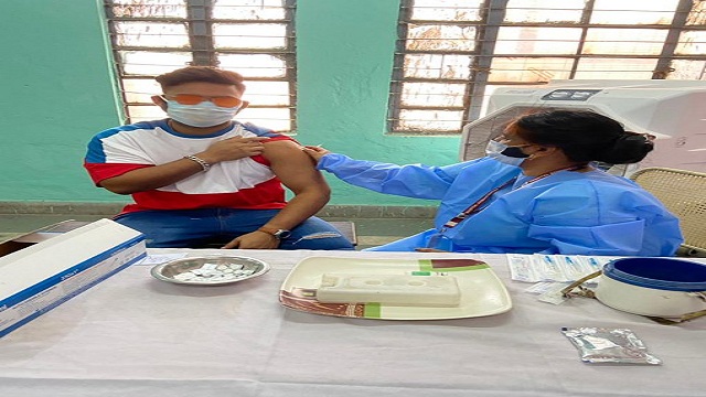 Indian Wicketkeeper Rishabh Pant gets his first dose of covid-19 vaccine