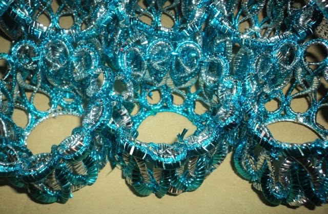  Kerajinan  Tempat Gelas  Plastik Cantik dari  Bahan Daur 