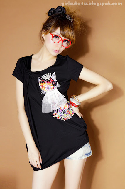9 Zheng Lu LU-Clothing pieces -very cute asian girl-girlcute4u.blogspot.com