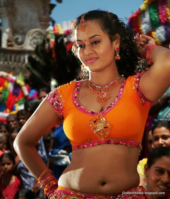 hot videos of suja varunee