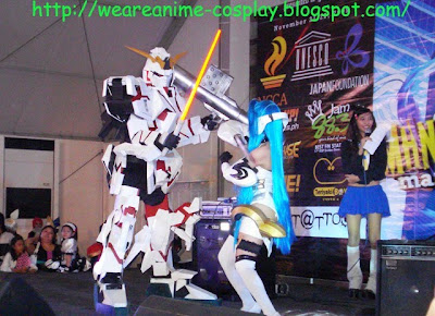 gundam vs vocaloid