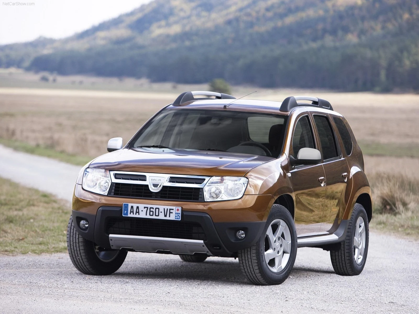 Hình ảnh xe ô tô Dacia Duster 2011 & nội ngoại thất