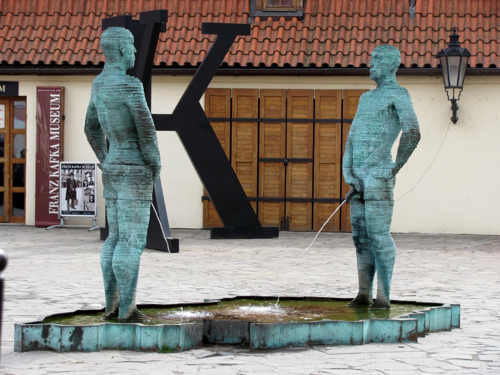 Abroad in the Czech Republic: Two Peeing Men - David Černy again