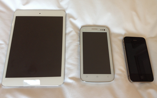 myphone a919 duo, myphone vs iphone, myphone vs ipad mini, myphone a919 duo review