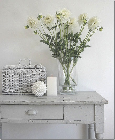 Sarah white table