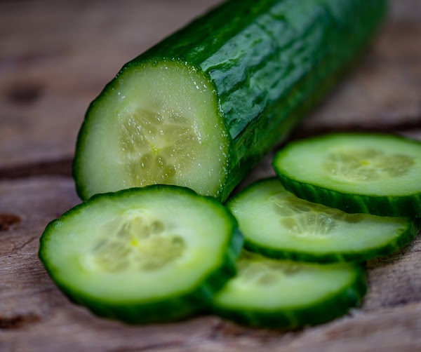 cucumbers, can dogs eat cucumbers, is cucumber safe for dogs