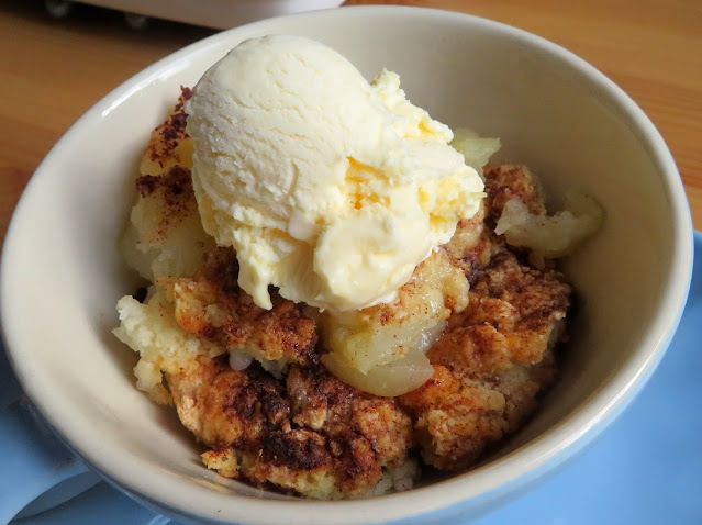 Apple Crisp with Sweet Biscuit Topping