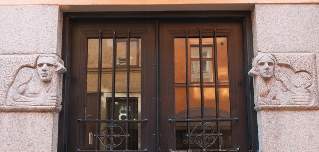 jiemve, Suède, Stockholm, immeuble, porte d'entrée, décoration