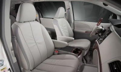 2011 sienna interior