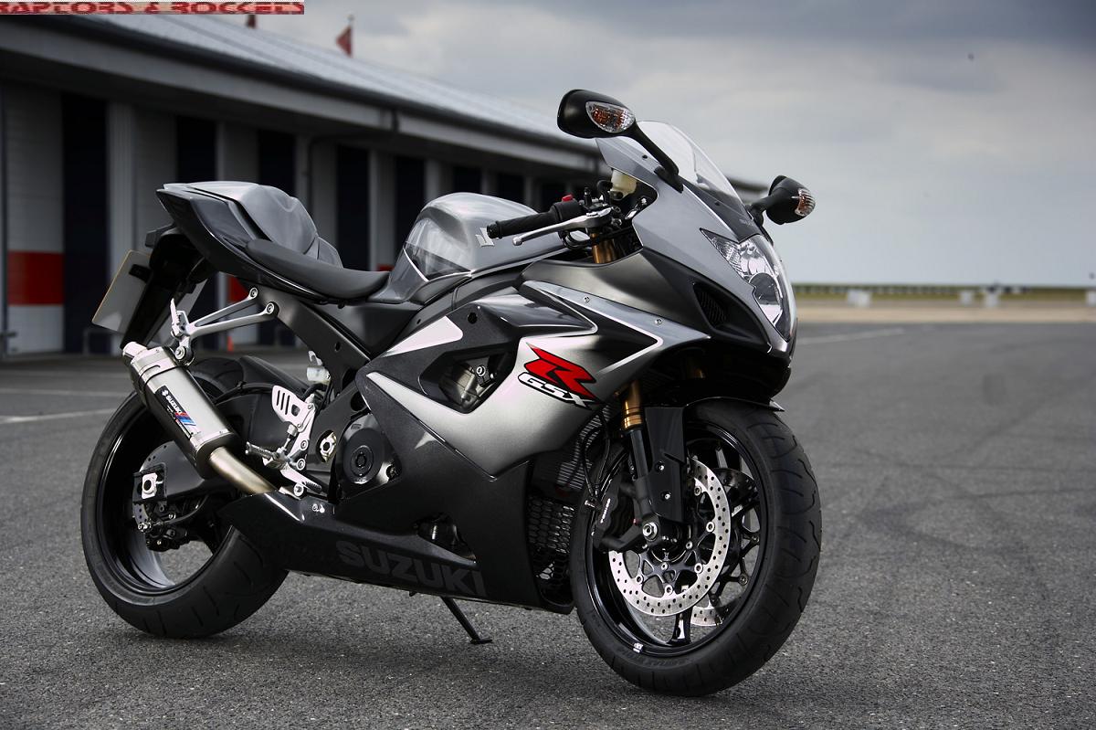 yamaha r1 black 2013 Suzuki GSXR1000