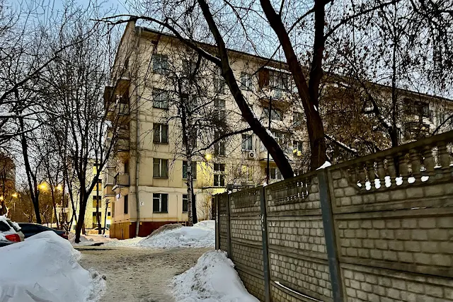 улица Бочкова, улица Годовикова, дворы, жилой дом 1963 года постройки
