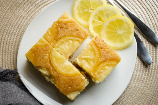 Upside down lemon cake