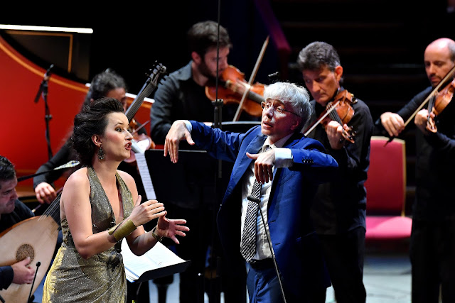 BBC Prom 26 - Anna Prohaska, Il Giardino Armonico, Giovanni Antonini (Photo BBC / Chris Christodoulou)