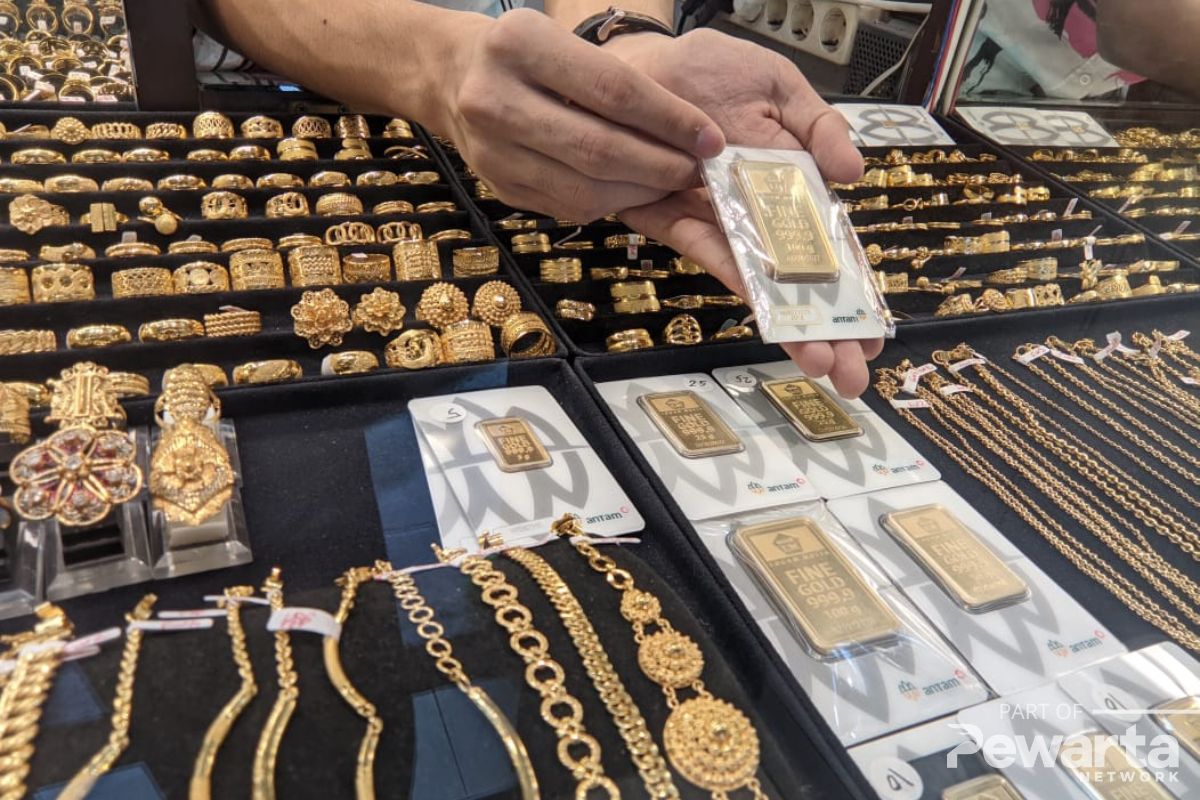 Masyarakat Serbu Butik Antam Demi Keuntungan Investasi Lebih Besar