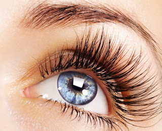 Russian volume eyelash extensions