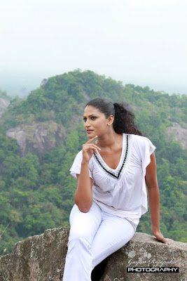 Srilankan actress sexy image