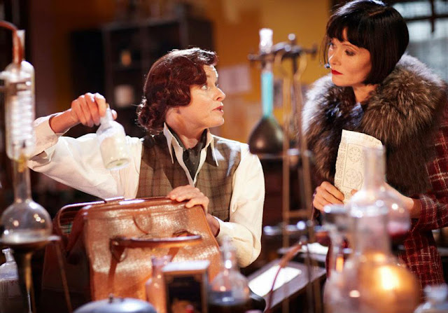 Controle Remoto: Miss Fisher's Murder Mysteries