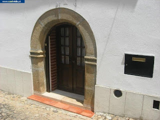 OGIVAL DOORS / Portas Ogivais, Castelo de Vide, Portugal