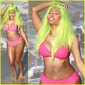 Nicki Minaj Bikini