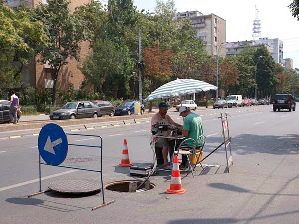 12 masuri  pentru iesirea din criza